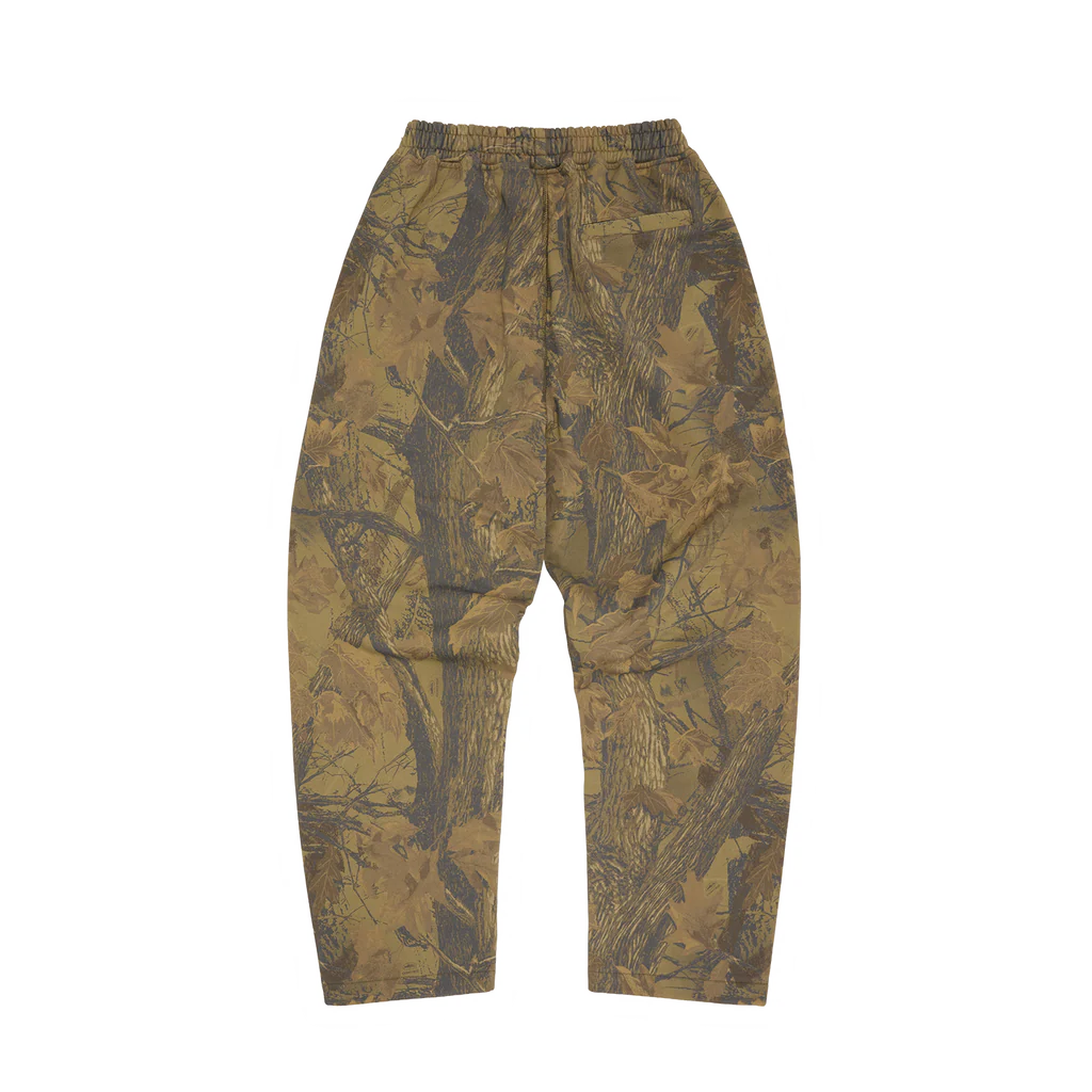 ORENBURG » <p>Check Out </p>
ISLAND PUFF PRINT SWEATSHORT <p>	CHF 85.00 </p>
ISLAND PUFF PRINT OPEN HEM SWEATPANT <p>	CHF 130.00 </p>
ISLAND PUFF PRINT ZIP HOODIE <p>	CHF 140.00 </p>
ISLAND PUFF PRINT TRACKSUIT <p>	CHF 270.00 </p>
PANELLED RUGBY <p>	CHF 135.00 </p>
ISLAND PUFF PRINT ZIP HOODIE <p>	CHF 145.00 </p>
ISLAND PUFF PRINT OPEN HEM SWEATPANT <p>	CHF 135.00 </p>
ISLAND PUFF PRINT SWEATSHORT <p>	CHF 90.00 </p>
ISLAND PUFF PRINT TRACKSUIT <p>	CHF 280.00 </p>
3 STAR CREST TRACK PANT <p>	CHF 140.00 </p>
3 STAR CREST TRACK JACKET <p>	CHF 150.00 </p>
3 STAR CREST LITEWORKY CAP <p>	CHF 38.00 </p>